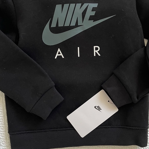 NWT Nike Toddler Boy Black Hoodie Swoop Logo Sweatshirt Size 24M - Picture 3 of 9